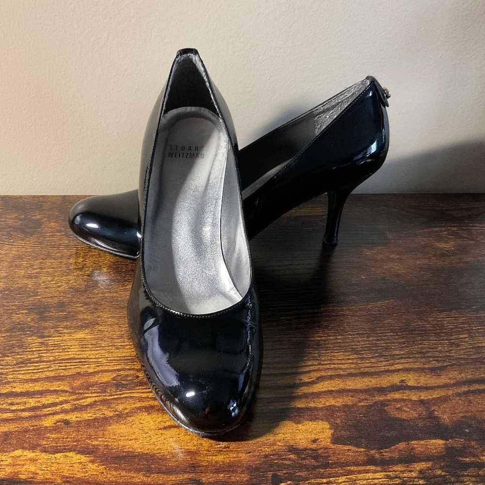Stuart Weitzman Black Patent Heels - size 6.5/7